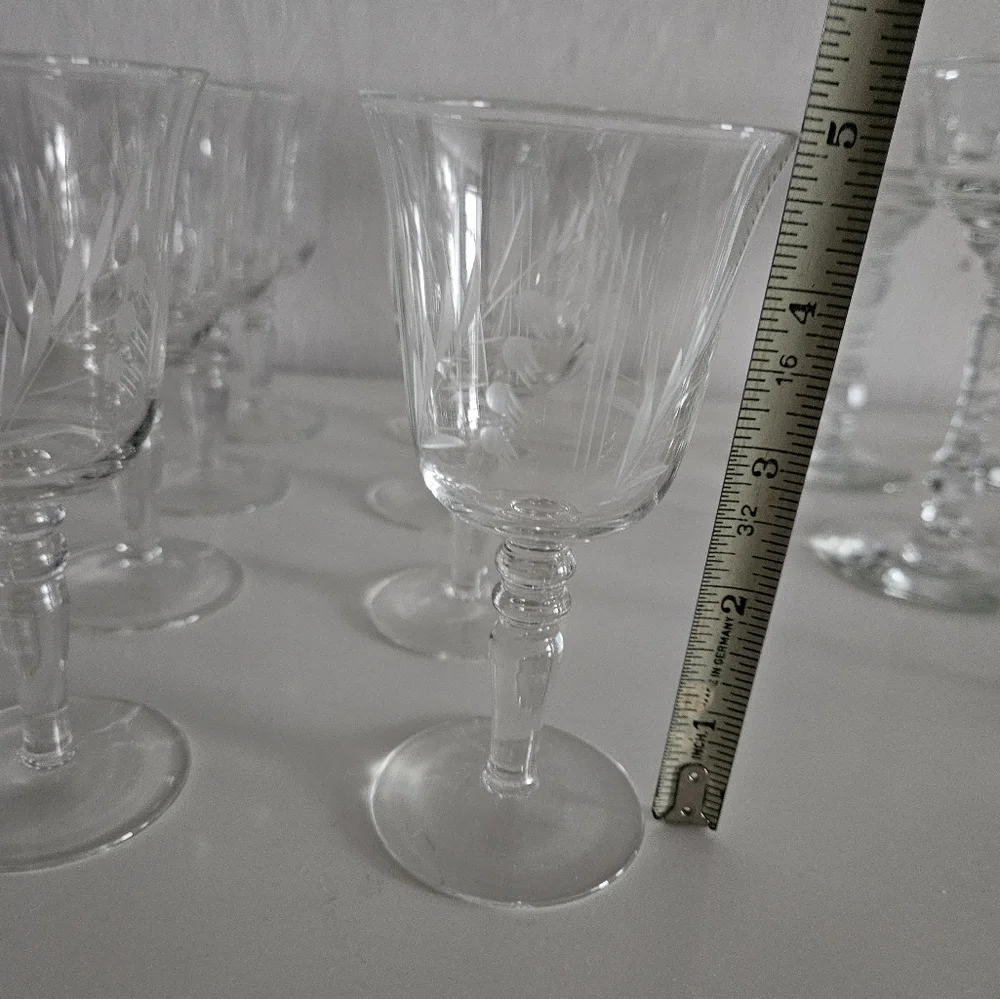 LIBBEY Rock Sharpe Etched Floral Crystal 4 oz Stemmed Glasses | x 9